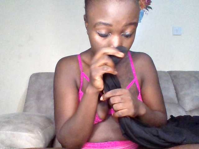 chocolateAss-cake007 live cam on BongaCams