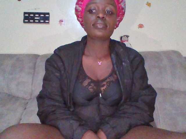 chocolateAss-cake007 live cam on BongaCams