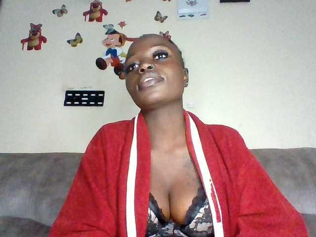 chocolateAss-cake007 live cam on BongaCams