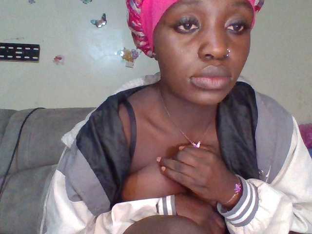 chocolateAss-cake007 live cam on BongaCams