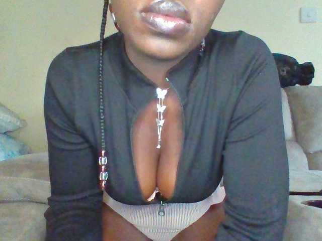 chocolateAss-cake007 live webcam show