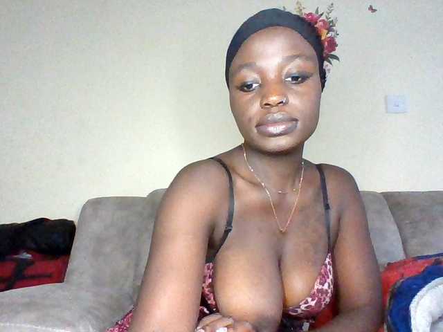 chocolateAss-cake007 live cam on BongaCams