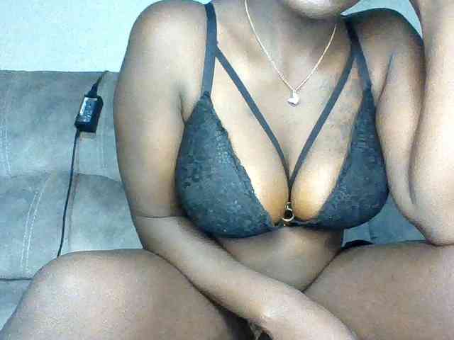 chocolateAss-cake007 webcam