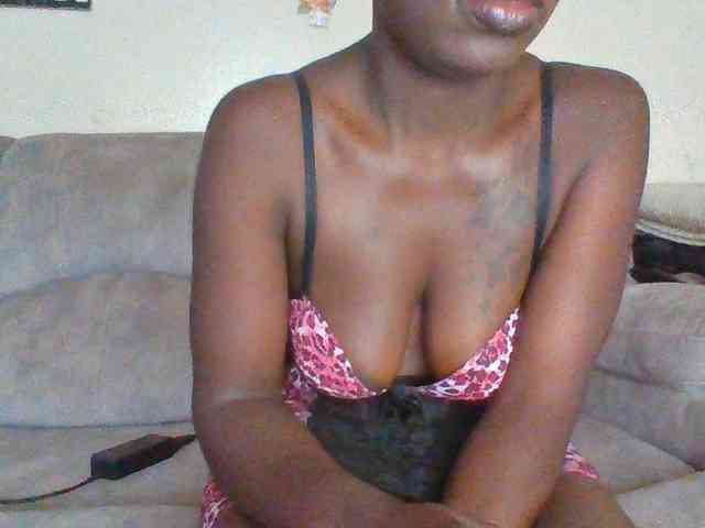 chocolateAss-cake007 webcam