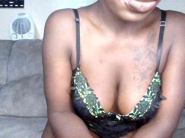 chocolateAss-cake007 webcam