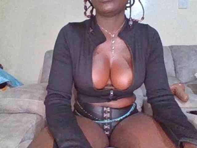 chocolateAss-cake007 webcam