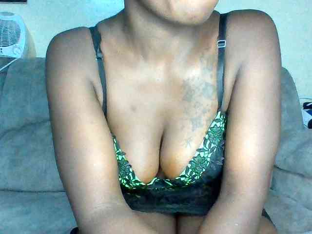 chocolateAss-cake007 webcam