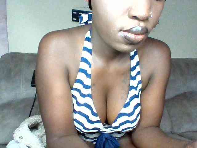 chocolateAss-cake007 webcam