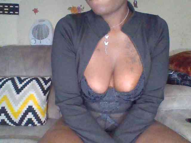 chocolateAss-cake007 webcam