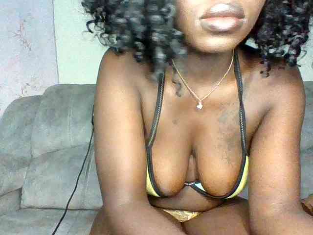 chocolateAss-cake007 webcam