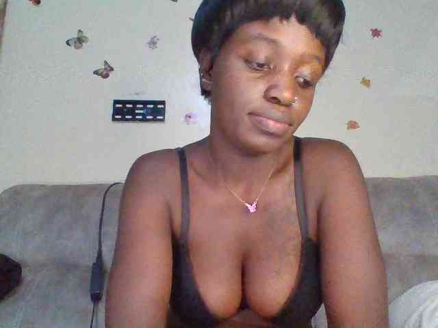 chocolateAss-cake007 webcam