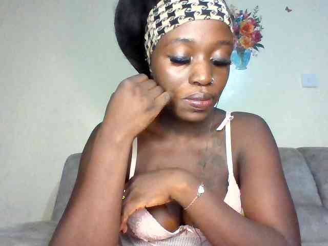 chocolateAss-cake007 webcam