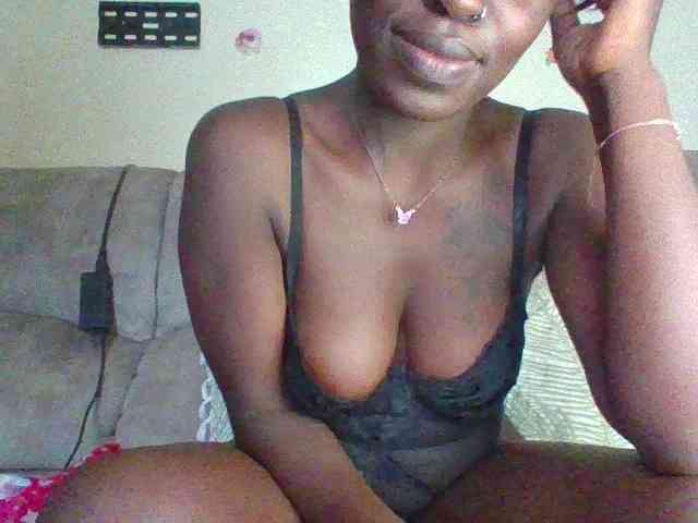 chocolateAss-cake007 webcam