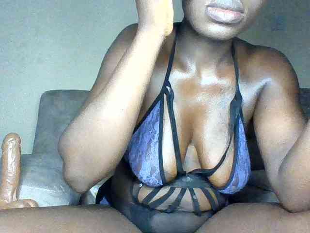 chocolateAss-cake007 webcam