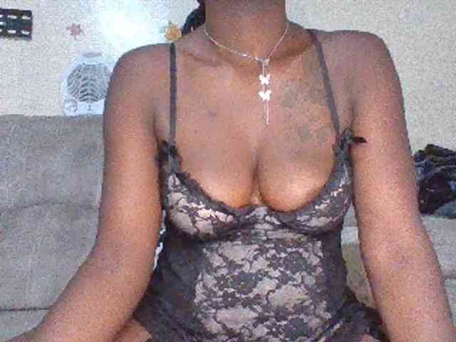 chocolateAss-cake007 webcam