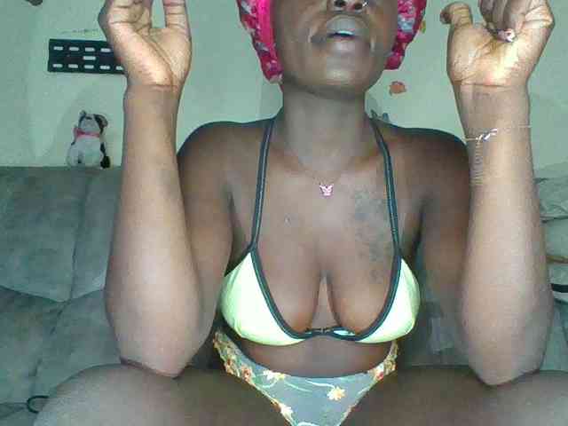 chocolateAss-cake007 webcam