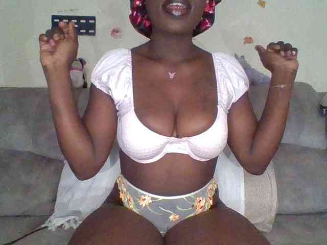 chocolateAss-cake007 webcam