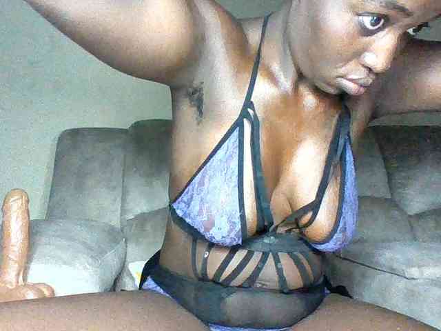 chocolateAss-cake007 webcam