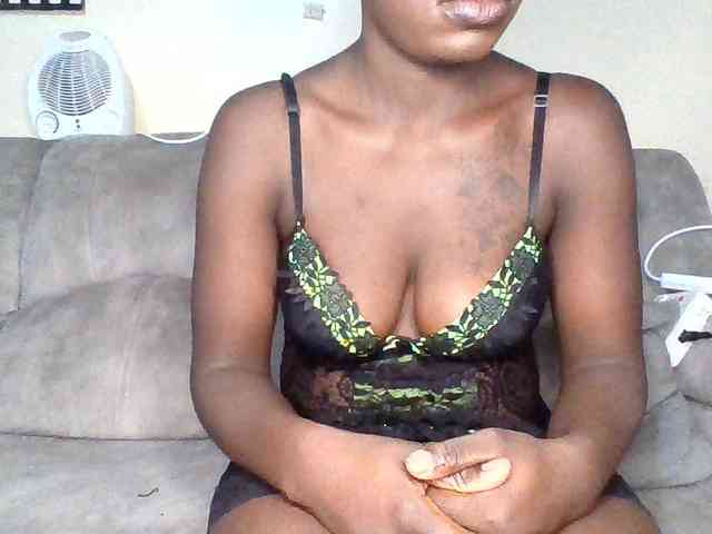chocolateAss-cake007 webcam