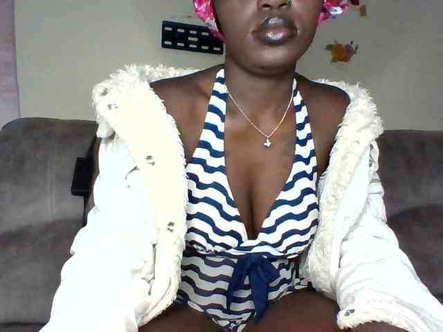chocolateAss-cake007 webcam