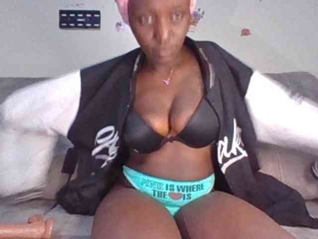 chocolateAss-cake007 webcam