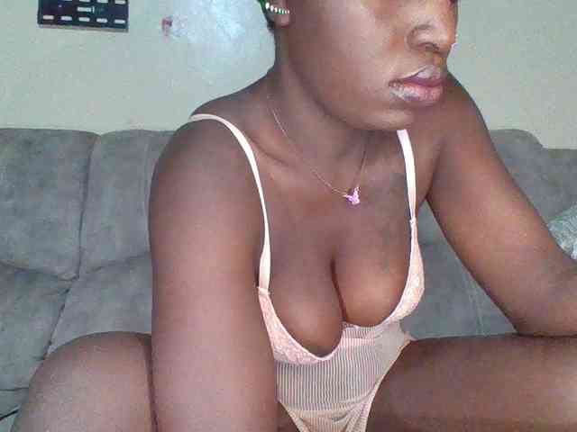 chocolateAss-cake007 webcam