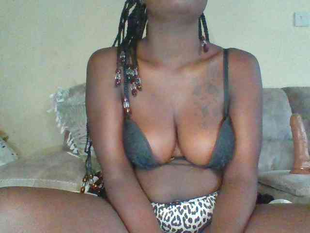 chocolateAss-cake007 webcam