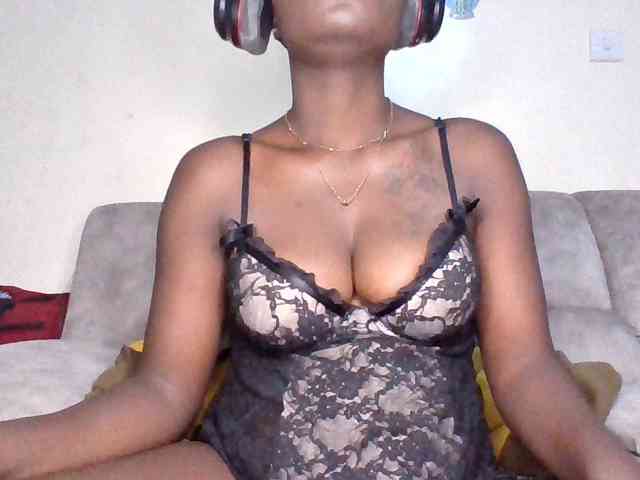 chocolateAss-cake007 webcam