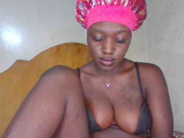 chocolateAss-cake007 webcam