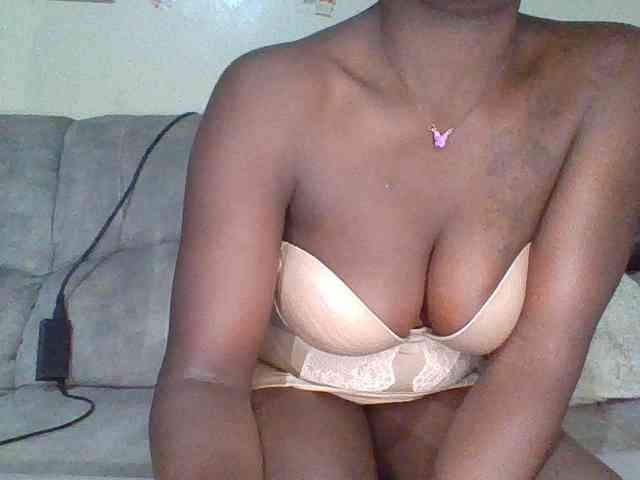 chocolateAss-cake007 webcam