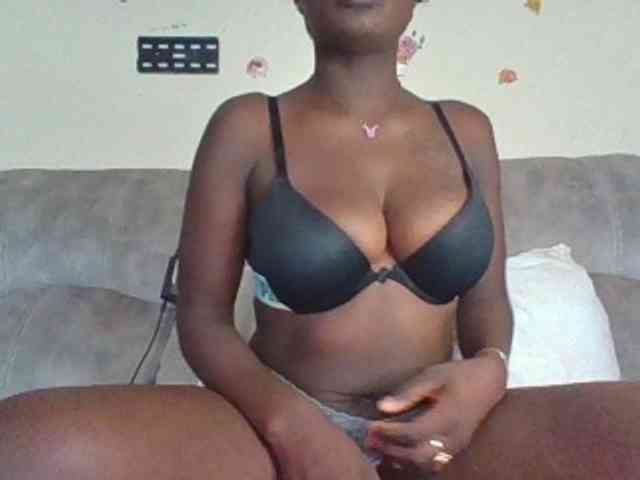 chocolateAss-cake007 webcam