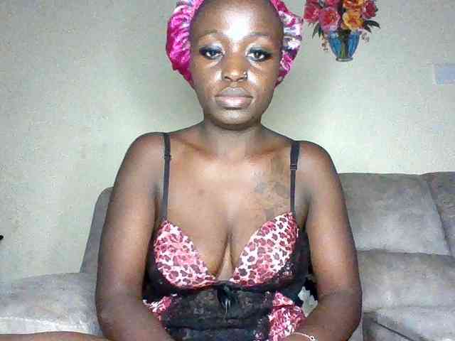 chocolateAss-cake007 webcam