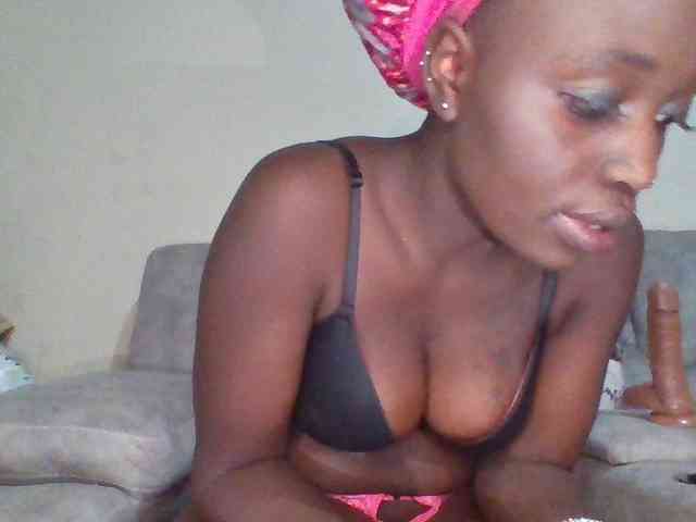 chocolateAss-cake007 webcam