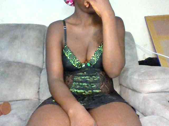 chocolateAss-cake007 webcam