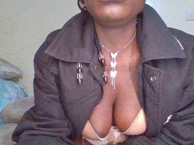 chocolateAss-cake007 webcam