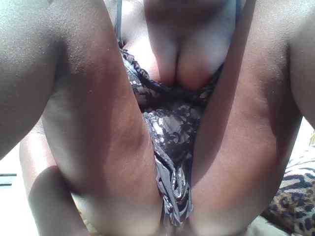 chocolateAss-cake007 webcam