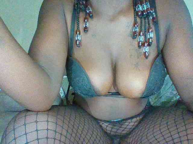 chocolateAss-cake007 webcam