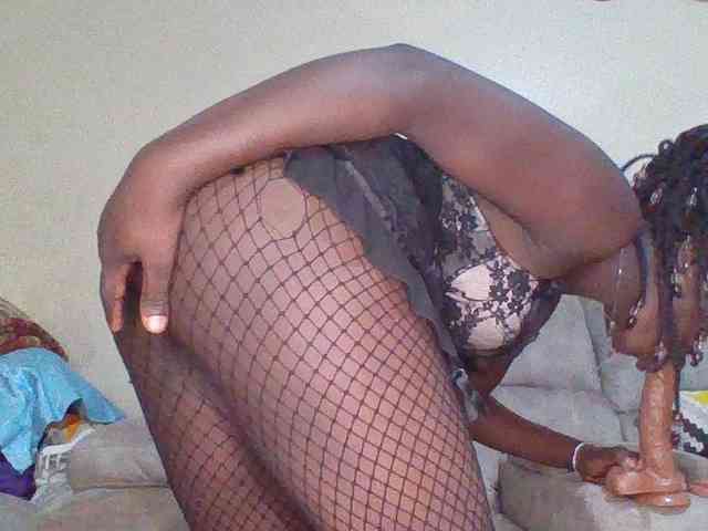 chocolateAss-cake007 webcam