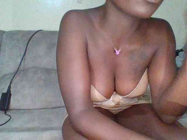 chocolateAss-cake007 webcam