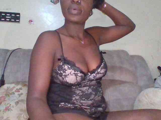 chocolateAss-cake007 webcam