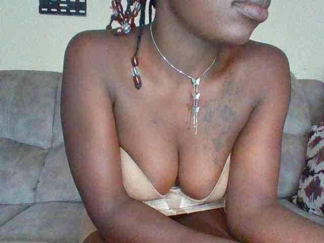 chocolateAss-cake007 webcam