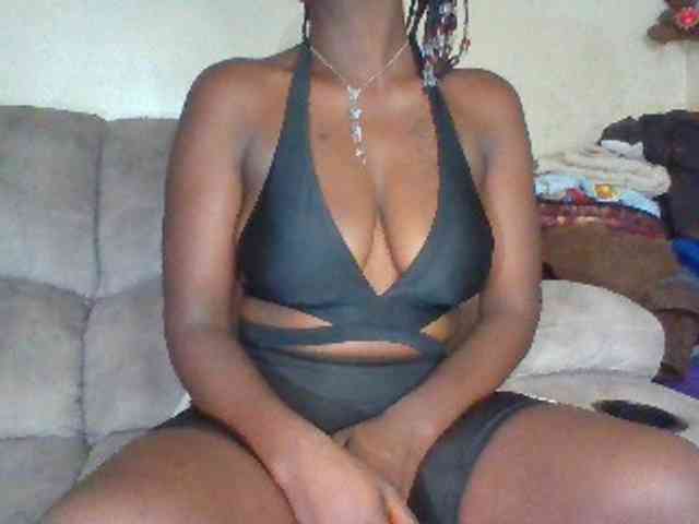 chocolateAss-cake007 webcam