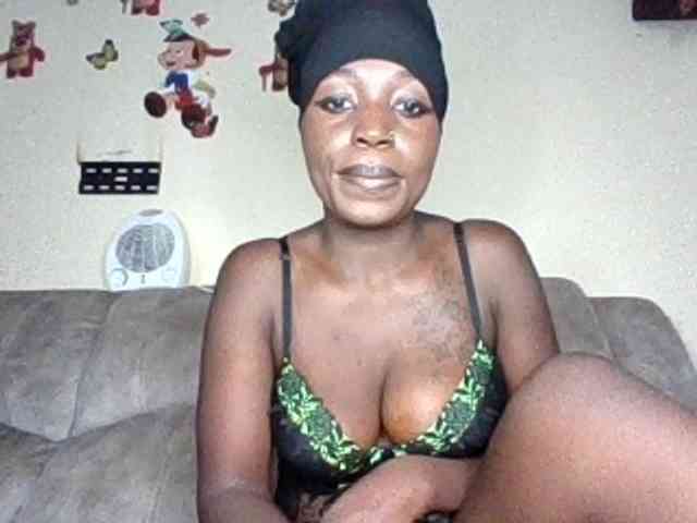 chocolateAss-cake007 webcam
