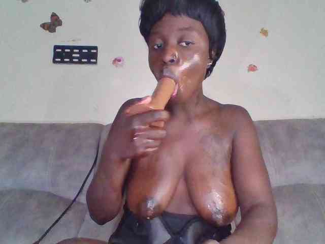 chocolateAss-cake007 webcam