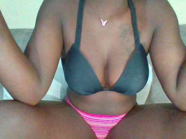 chocolateAss-cake007 webcam