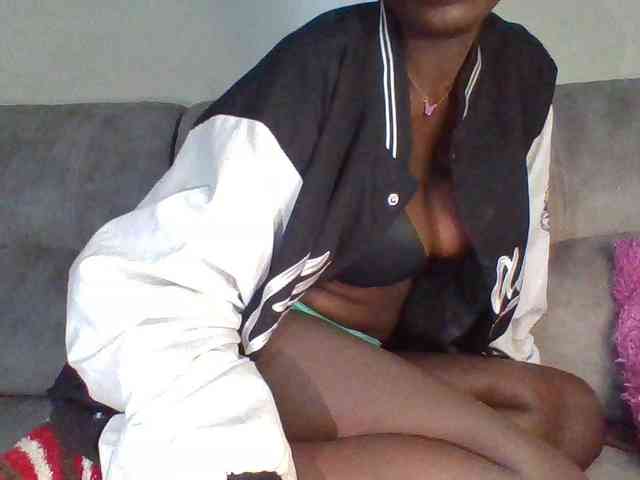 chocolateAss-cake007 webcam