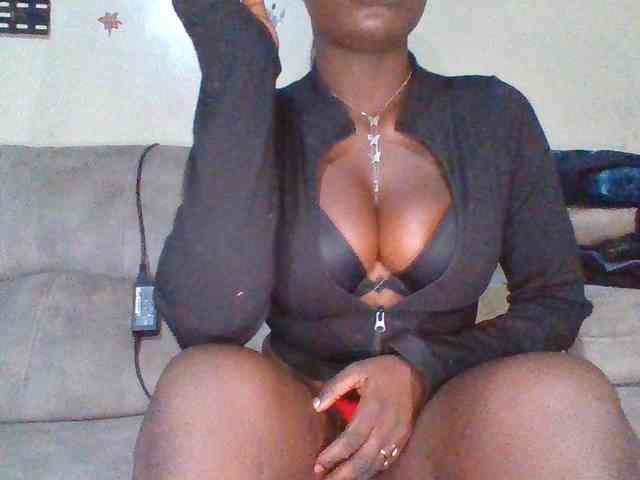 chocolateAss-cake007 webcam