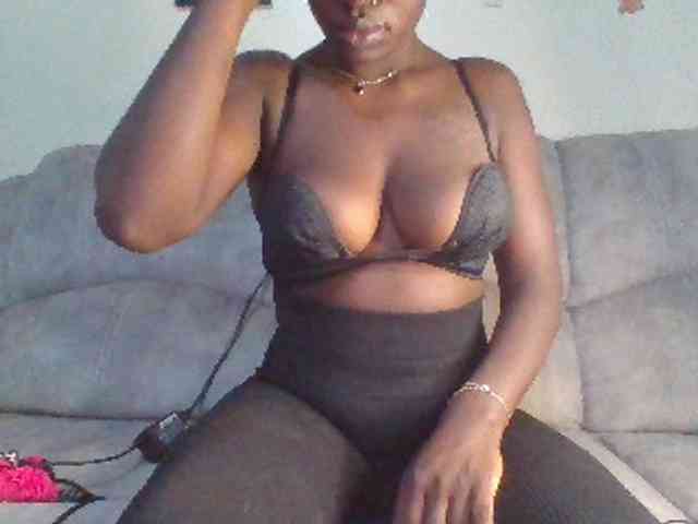 chocolateAss-cake007 webcam