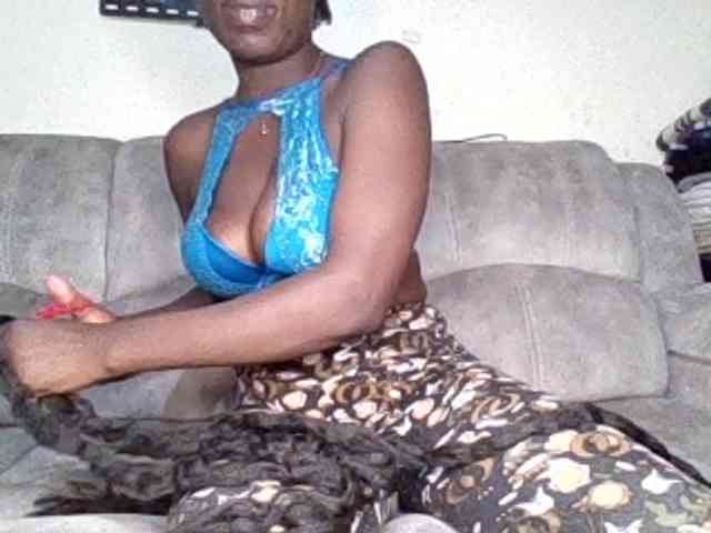 chocolateAss-cake007 webcam