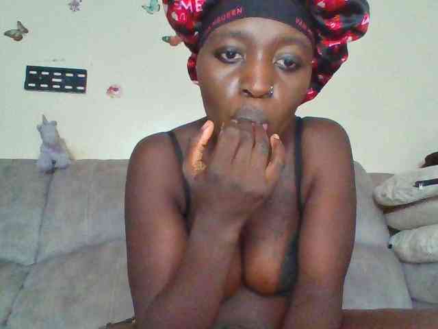chocolateAss-cake007 webcam